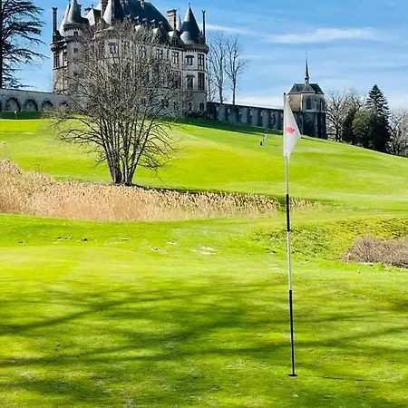 מלון Chateau De Bournel Cubry