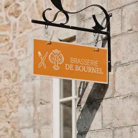 מלון Chateau De Bournel