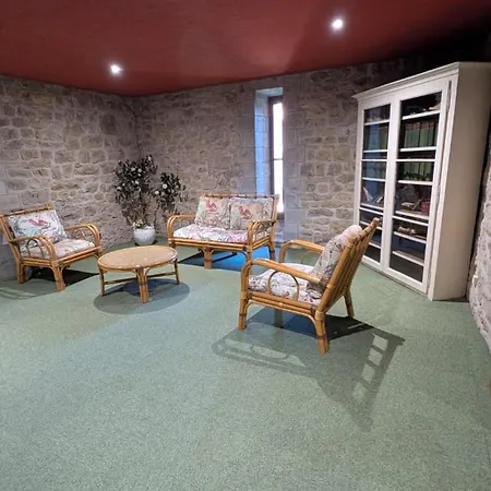 Chateau De Bournel מלון 4*
