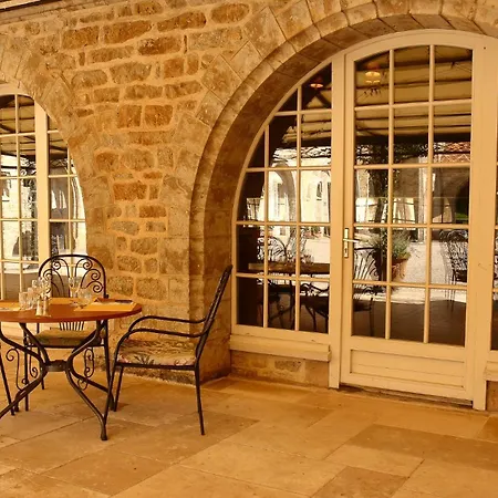 מלון Chateau De Bournel Cubry